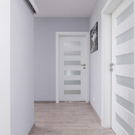 Cracow Pradnik Spacious & Family Apartment With 3 Bedroom By Renters Prestige Krasków Exterior foto