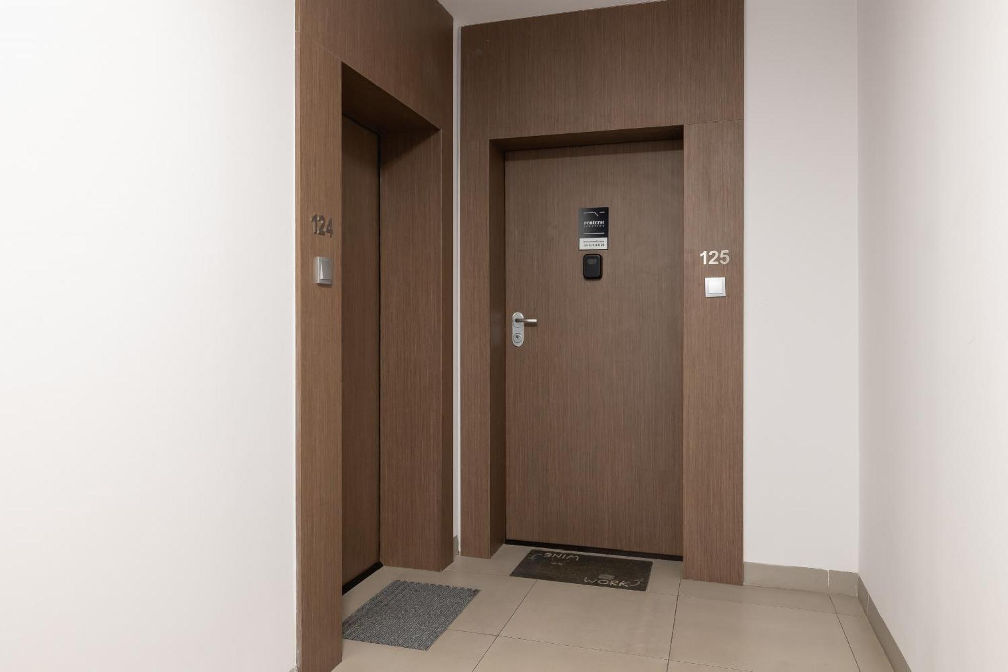 Cracow Pradnik Spacious & Family Apartment With 3 Bedroom By Renters Prestige Krasków Exterior foto